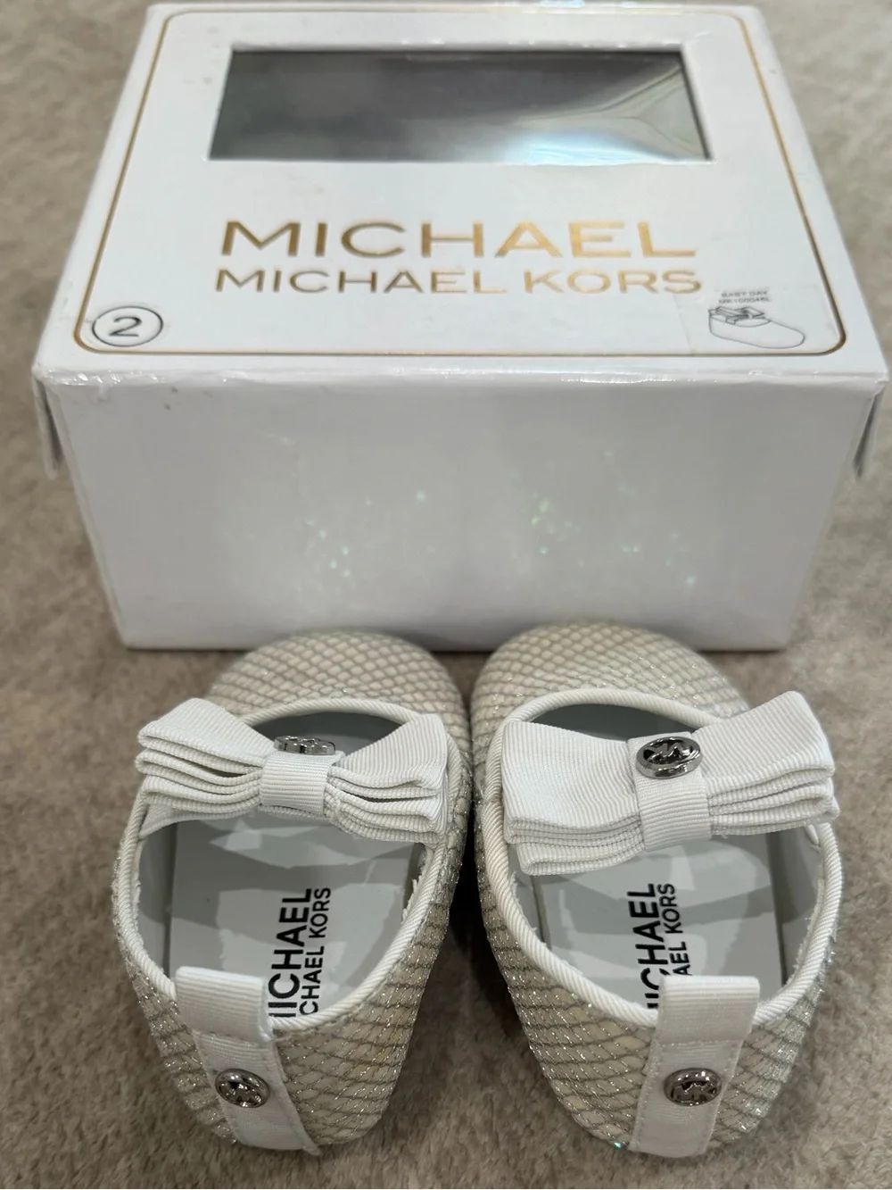 MICHAEL Michael Kors Girls' Baby Day Ballerina Bow Crib Shoes (Infant)